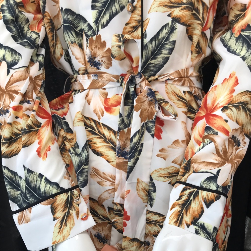 2 Way Dress - Picture 4 of 8